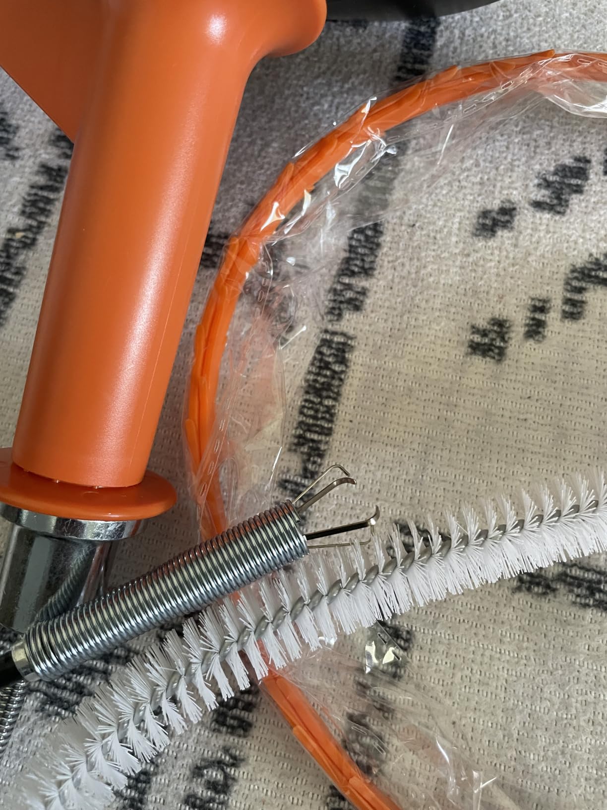 Drain Snake, Auto Feed Drain Auger with Drill Attachment, 25 Feet Plumbing Snake Flexible Hair Drain Clog Remover for Kitchen, Bathrom and Shower Sink with Gloves customer photo 1